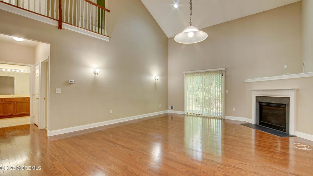 Condo in Little Silver, New Jersey, United States 4 - 19023006