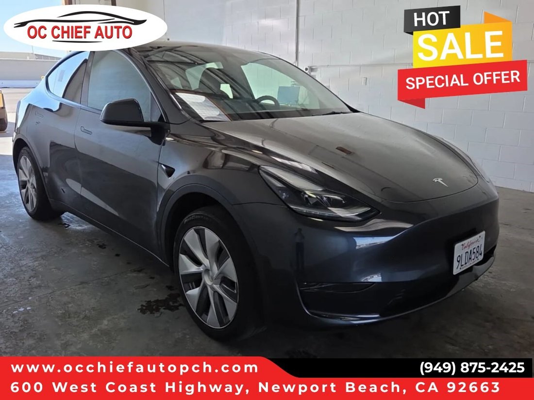 Suv in Newport Beach, CA, United States 1 - 19029616