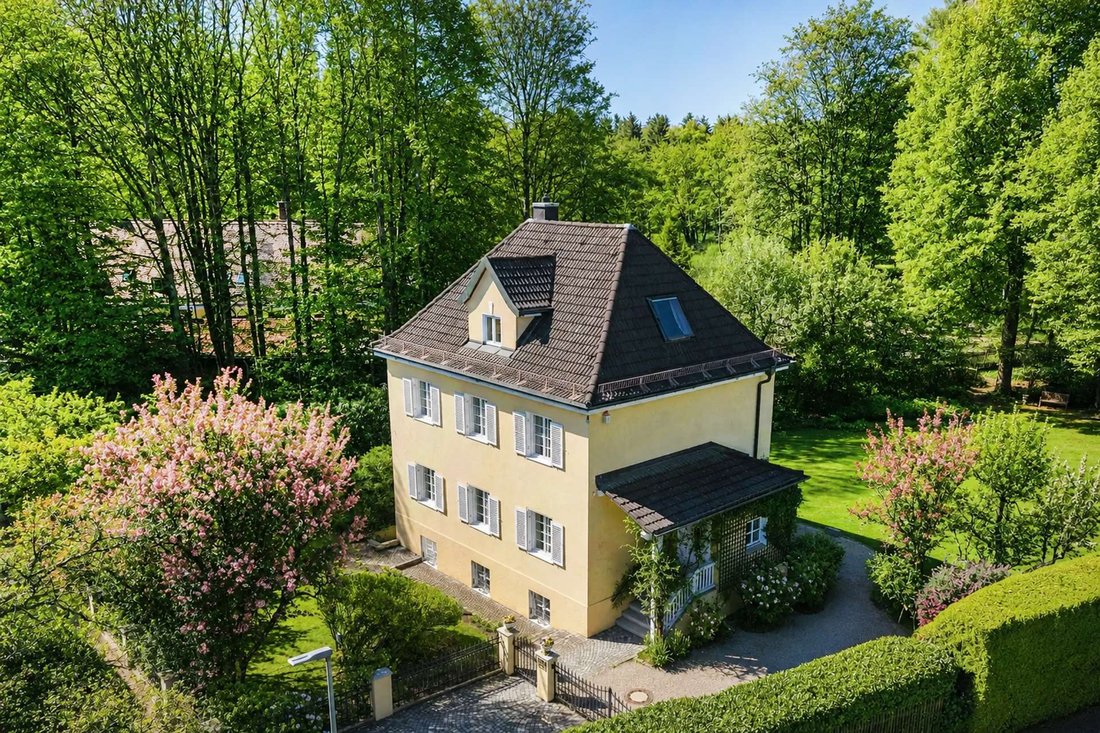 House in Munich, Germany 4 - 17901490