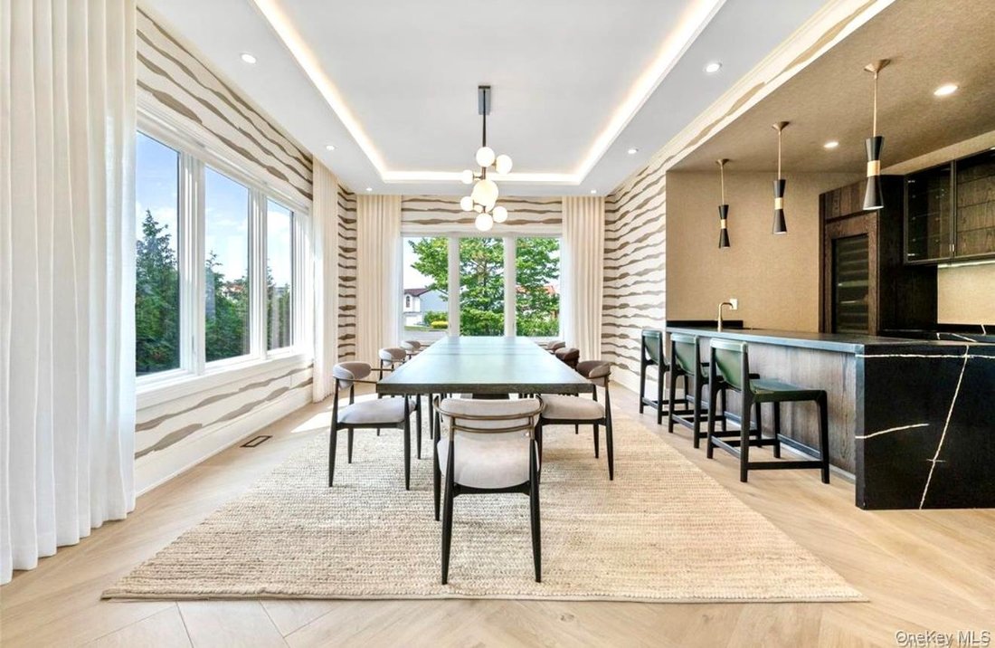 House in Saddle Rock, New York, United States 4 - 19023471