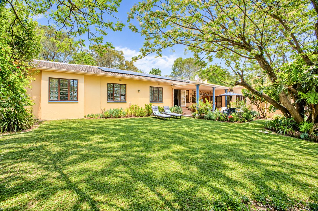 Estate in Chartwell, Gauteng, South Africa 2 - 19033854