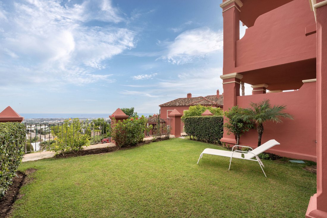 Townhouse in La Quinta, Benahavis, Andalusia 1 - 19029226