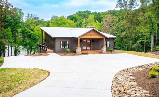 House in Delta, Alabama, United States 1