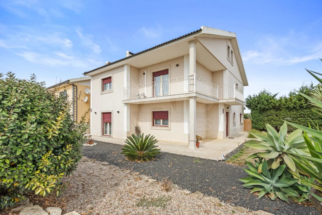 Villa in Atouguia da Baleia, Leiria, Portugal 2 - 19032598