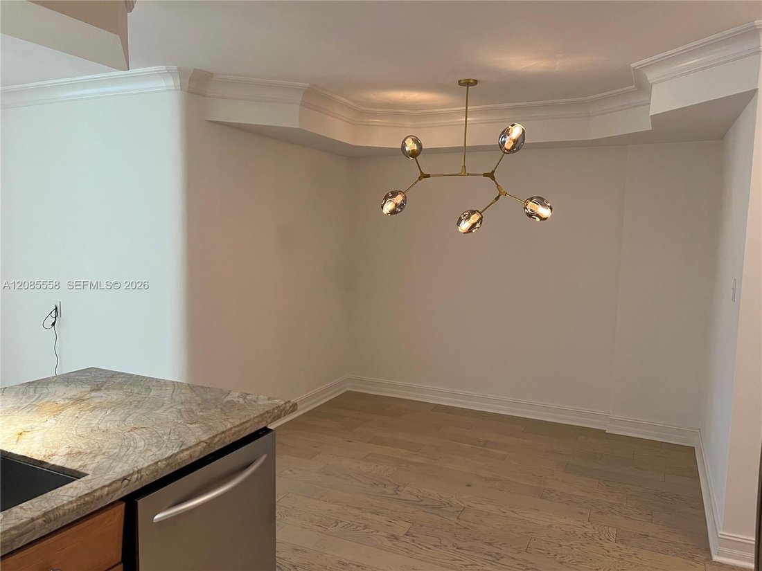 Condo in Miami Beach, Florida, United States 5 - 19025168