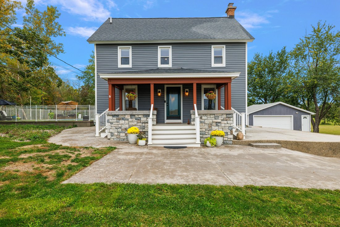 House in Saline, Michigan, United States 1 - 19028095