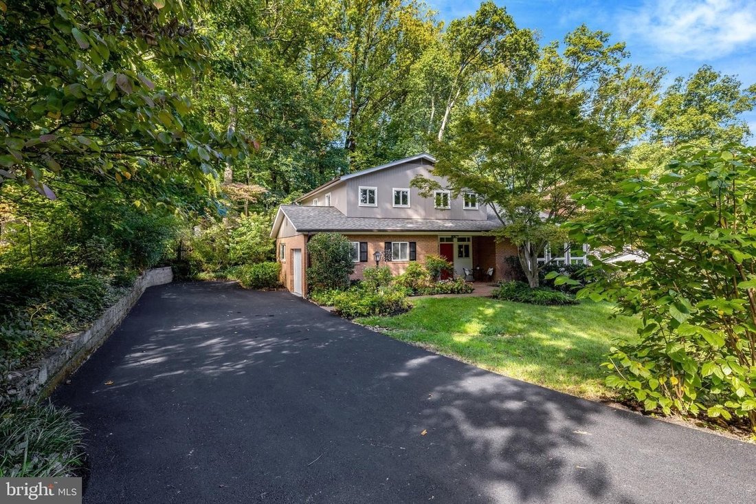 House in Oakton, Virginia, United States 2 - 19032334