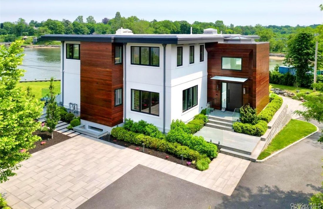 House in Saddle Rock, New York, United States 2 - 19023471
