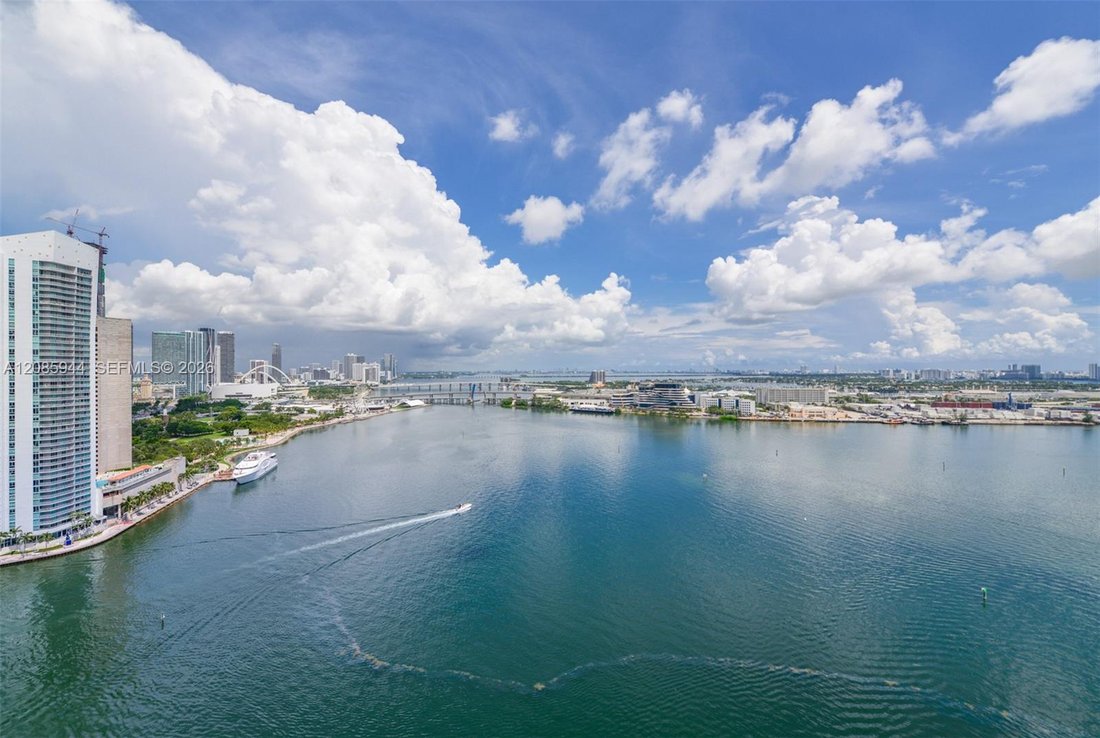 Condo in Miami, Florida, United States 5 - 19025195