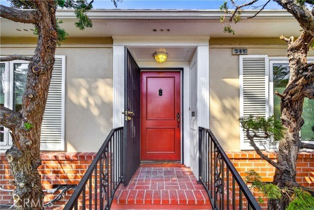 House in Signal Hill, California, United States 3 - 19032078
