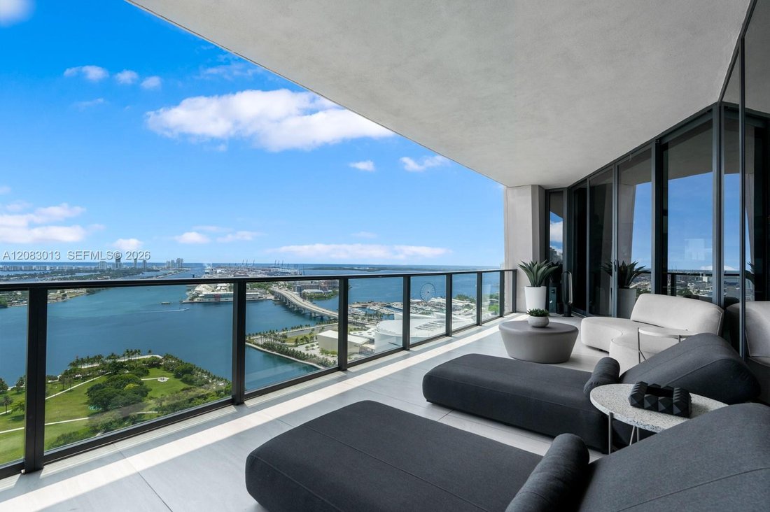 Condo in Miami, Florida, United States 1 - 19025095