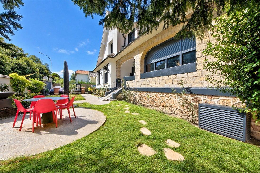 House in Gressets-Centre-Garenne-Bechevet, La Celle-Saint-Cloud, France 4 - 19027745