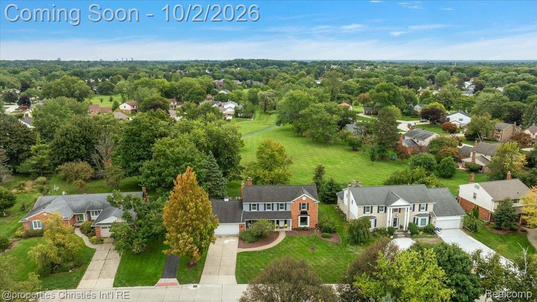 Maison à Farmington Hills, Michigan, États-Unis 2 - 19028124