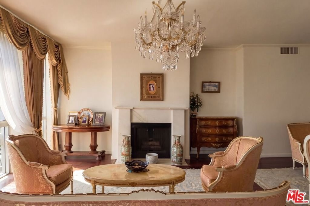 Condo in Beverly Hills, California, United States 3 - 18253733