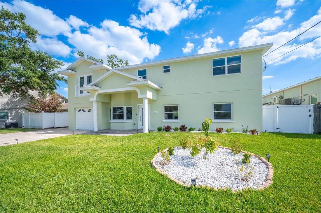 House in Tampa, Florida, United States 2 - 19027154