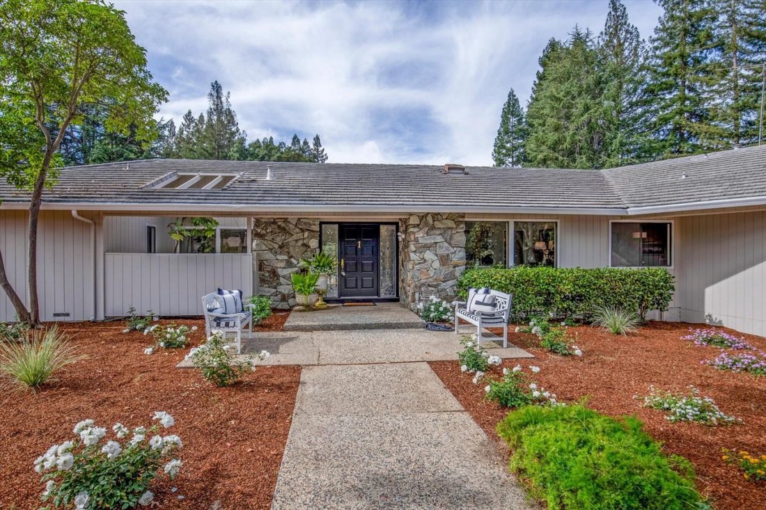 House in Saratoga, California, United States 2 - 19027221