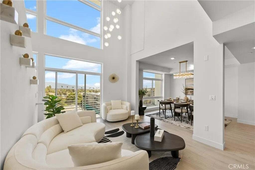 Condo in Alhambra, California, United States 1 - 19027030