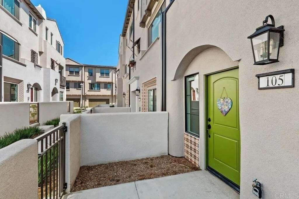 Townhouse in Burbank, California, United States 1 - 19024413