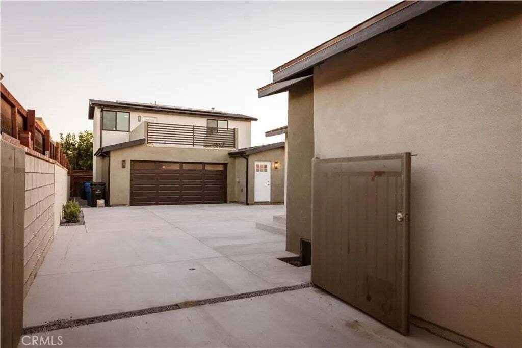 Torrance, California, United States 3 - 19031035