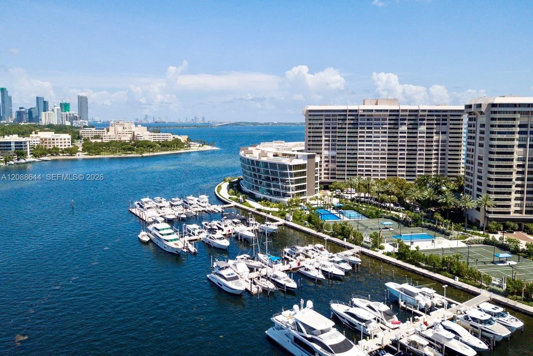 Condo in Miami, Florida, United States 4 - 19025173