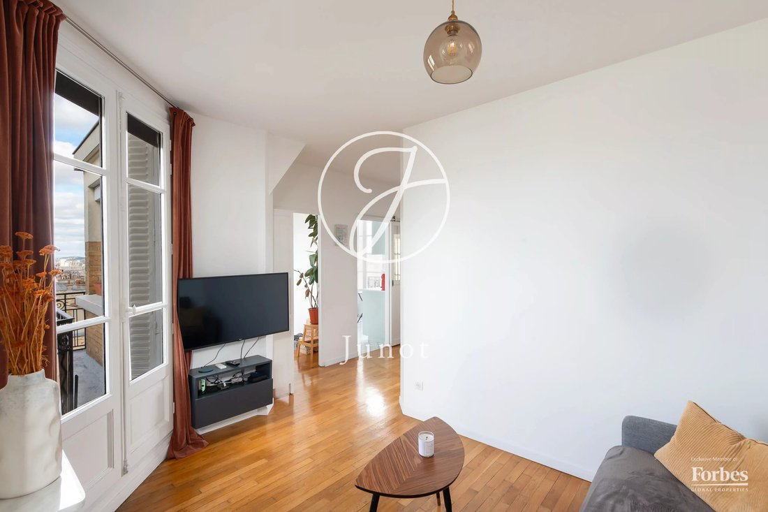 Apartment in Batignolles-Cardinet, Paris 17e Arrondissement, Paris 5 - 19029527