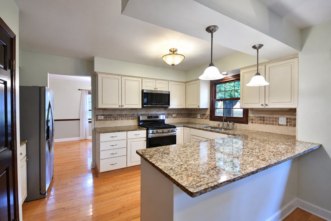 House in Naperville, Illinois, United States 5 - 19018667
