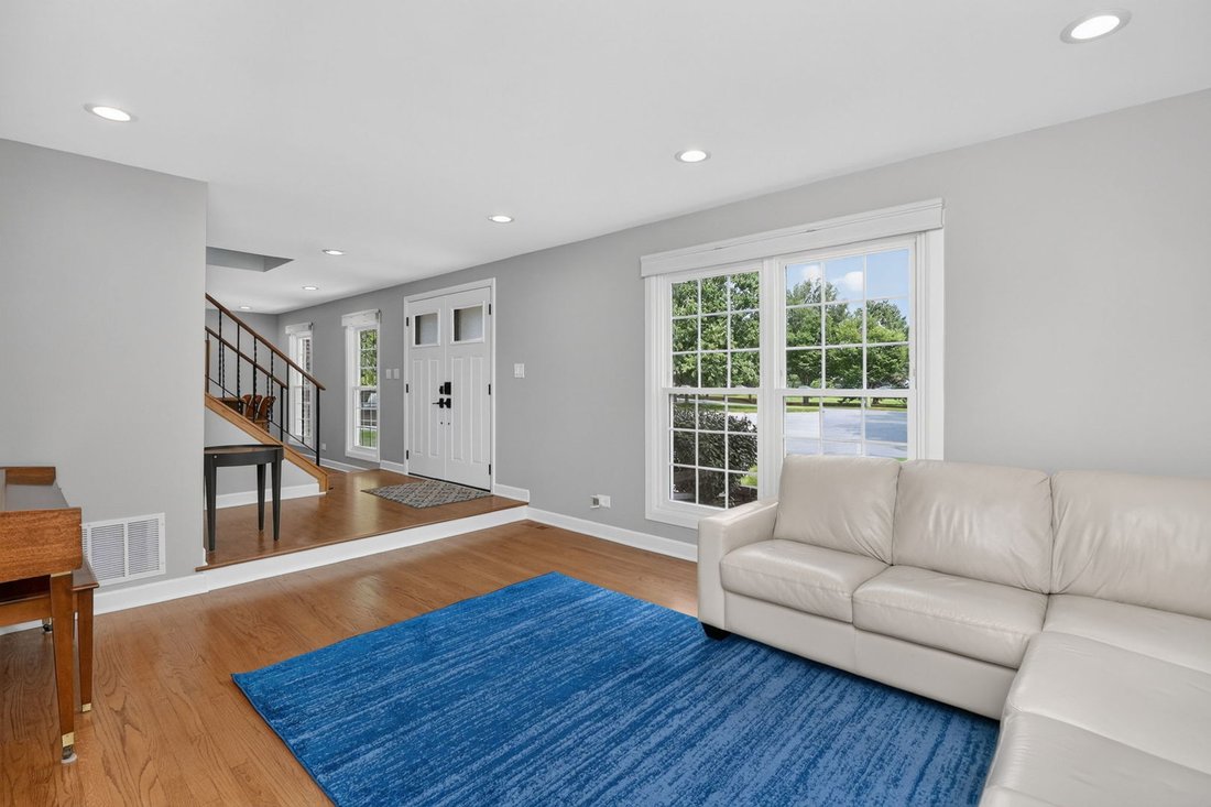 House in Bolingbrook, Illinois, United States 2 - 19020628