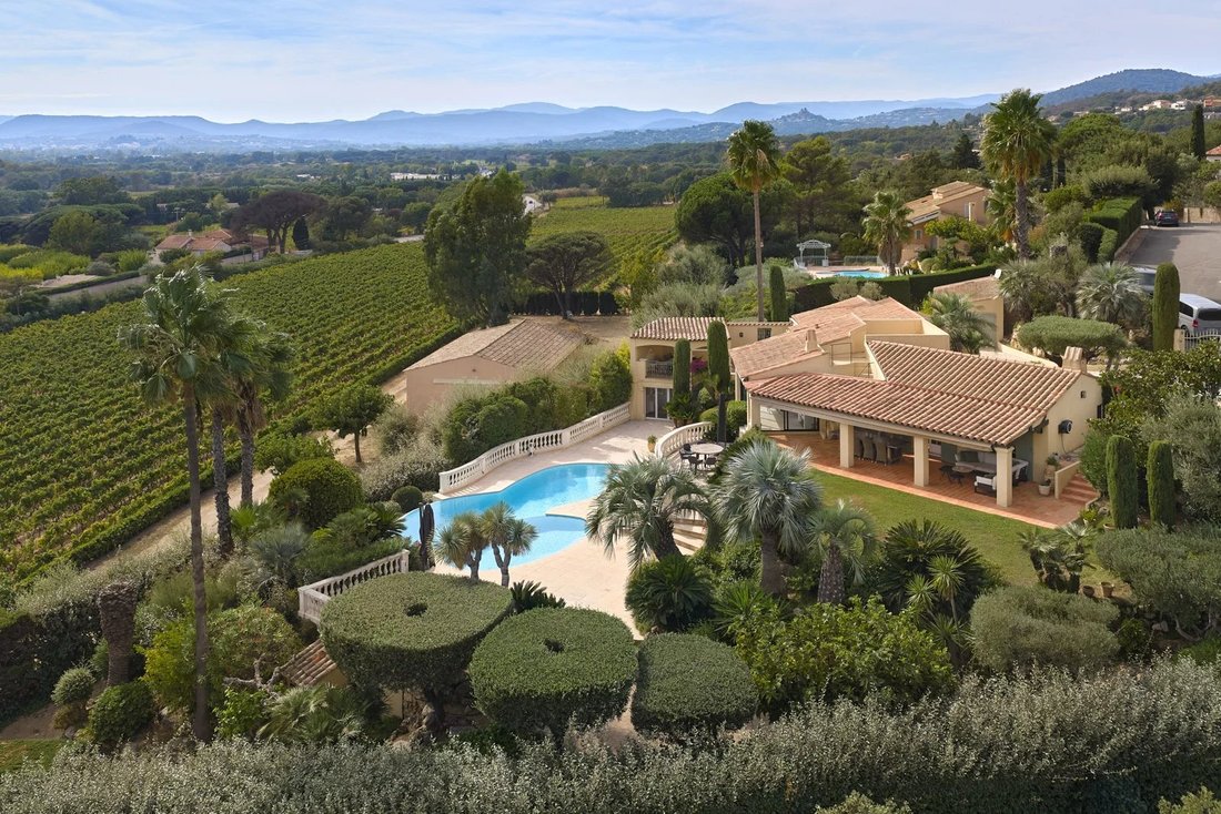 Villa in Grimaud, Provence-Alpes-Côte d'Azur, France 3 - 19029906