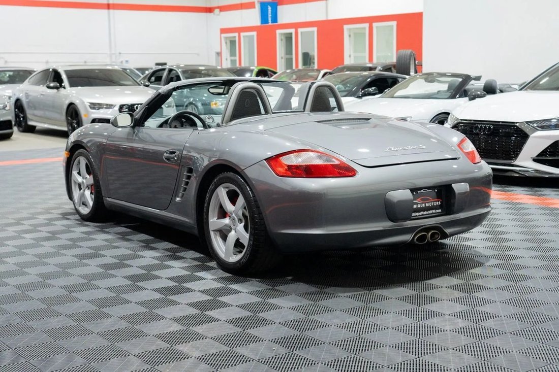 Cabriolet in Kent, WA, United States 4 - 19032926