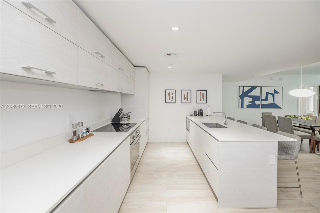 Condo in Miami, Florida, United States 5 - 19025007