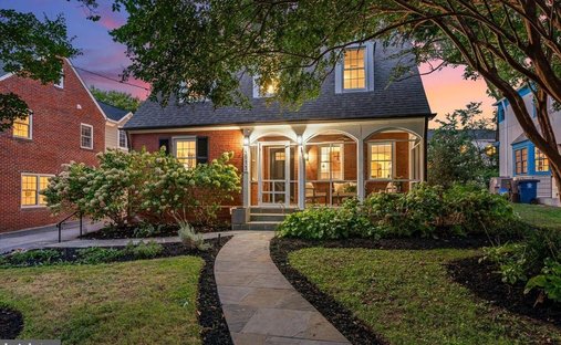 House in Chevy Chase, Maryland, United States 1