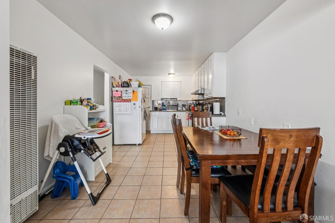 San Francisco, California, United States 4 - 19022755