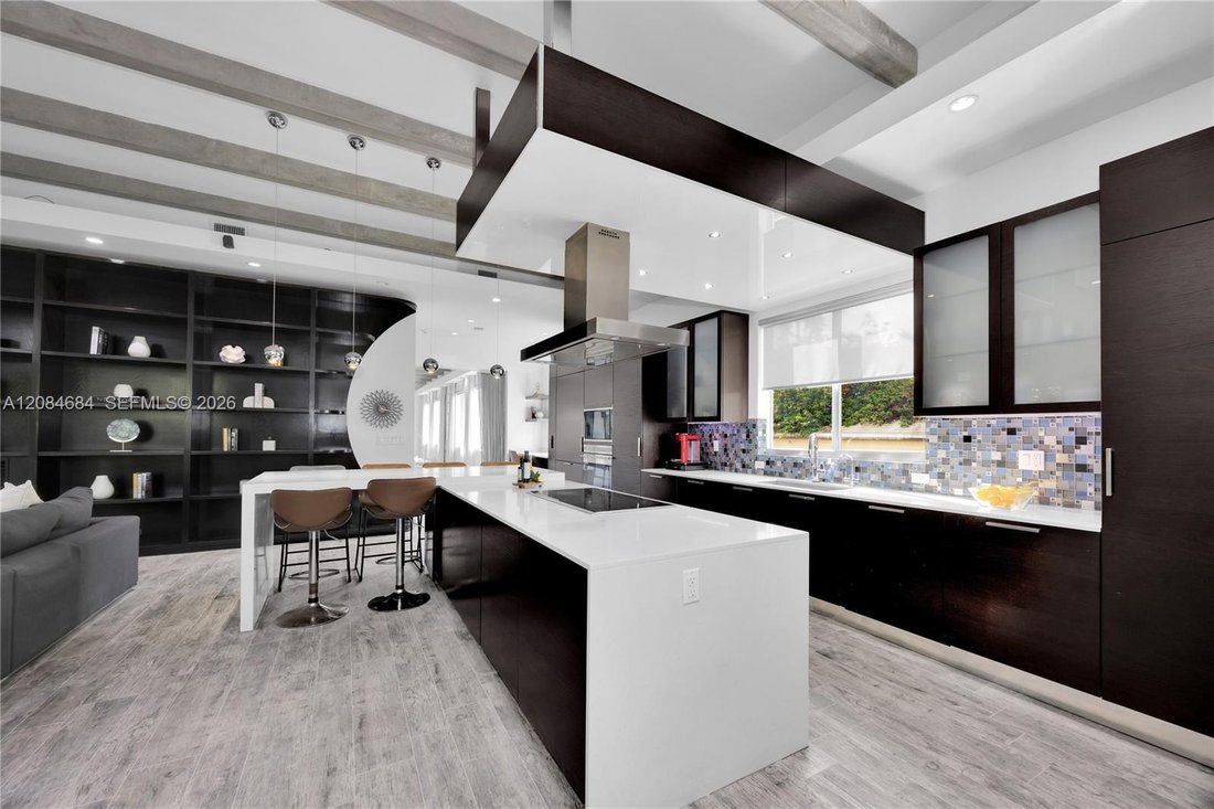 House in Miami, Florida, United States 4 - 19025032