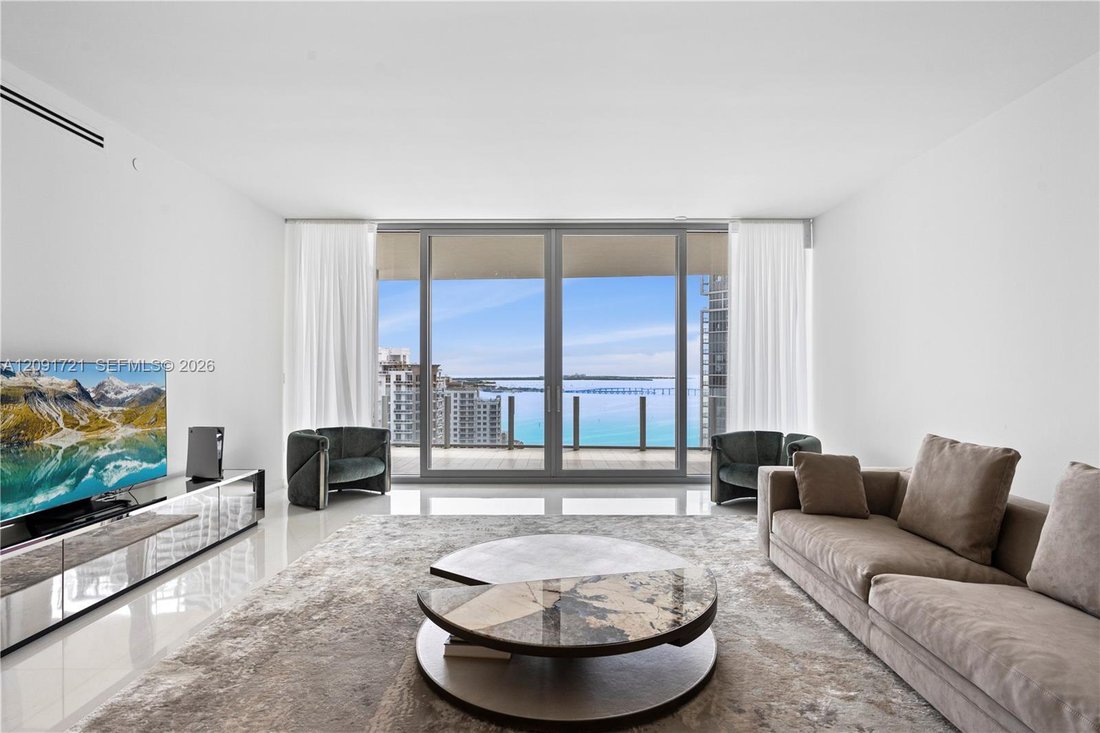 Condo in Miami, Florida, United States 2 - 19024960