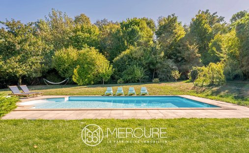 Casa a Fontaines-Saint-Martin, Auvergne-Rodano-Alpi, Francia 1