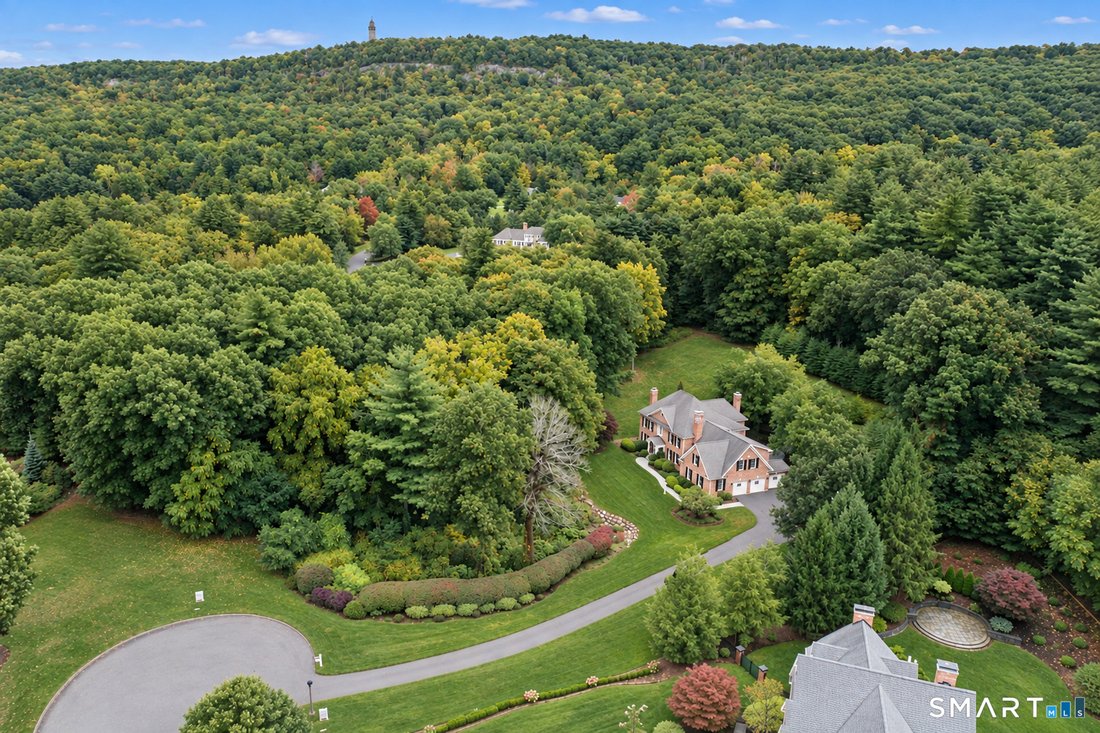 House in Avon, Connecticut, United States 2 - 19032569