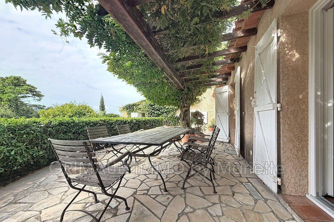Villa en La Garde-Freinet, Provenza-Alpes-Costa Azul, Francia 4 - 19027800