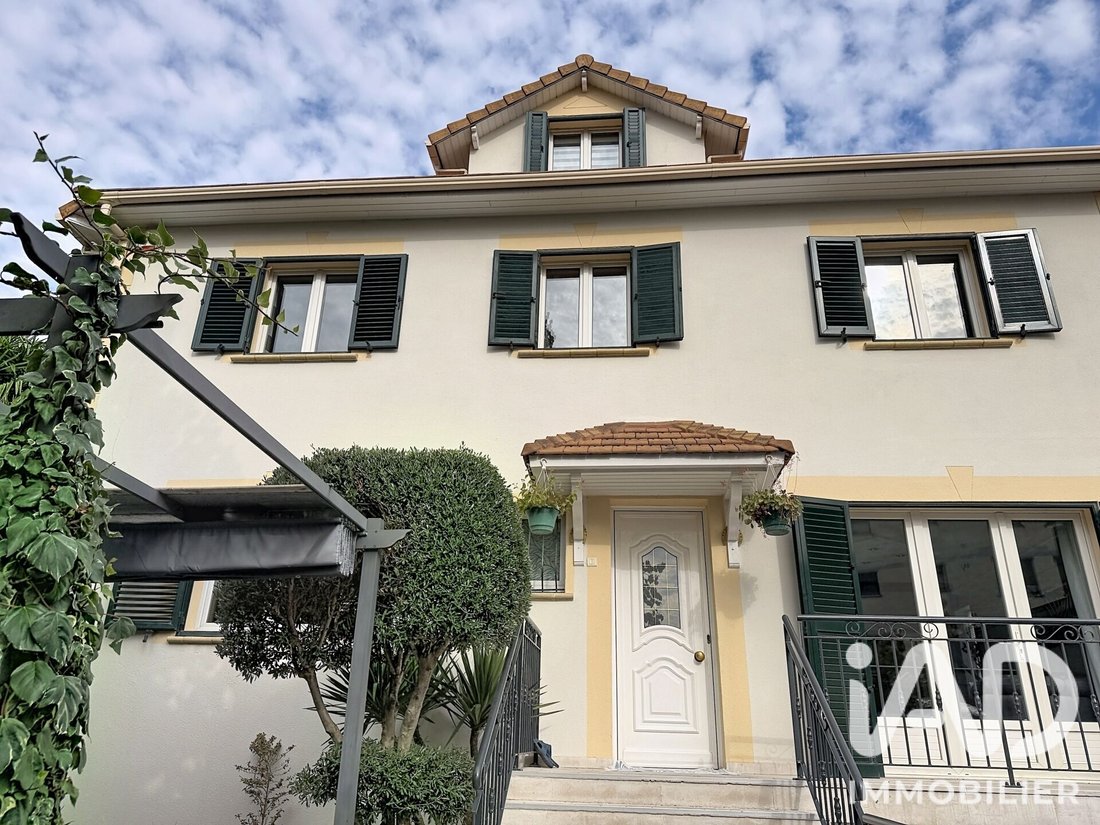 Haus in Plateau-Grèves-Europe-Gare du Stade-Fossés Jean, Colombes, Frankreich 1 - 19028699