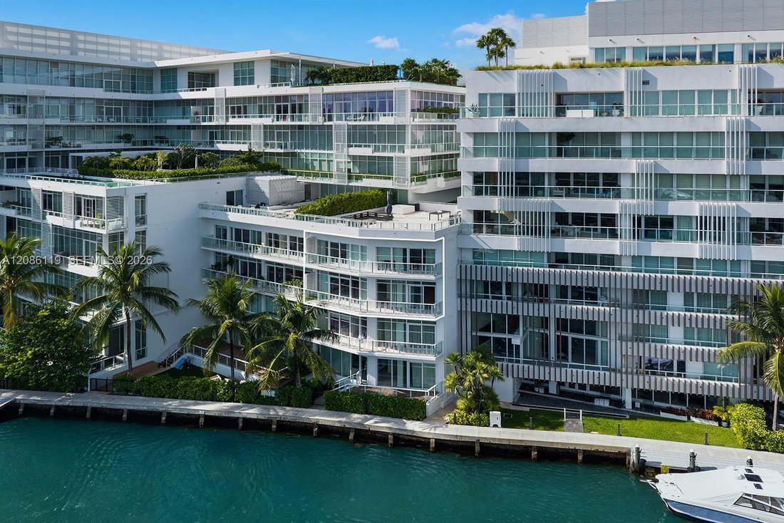 Condo in Miami Beach, Florida, United States 1 - 19024964