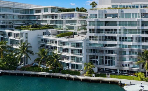 Condo in Miami Beach, Florida, United States 1