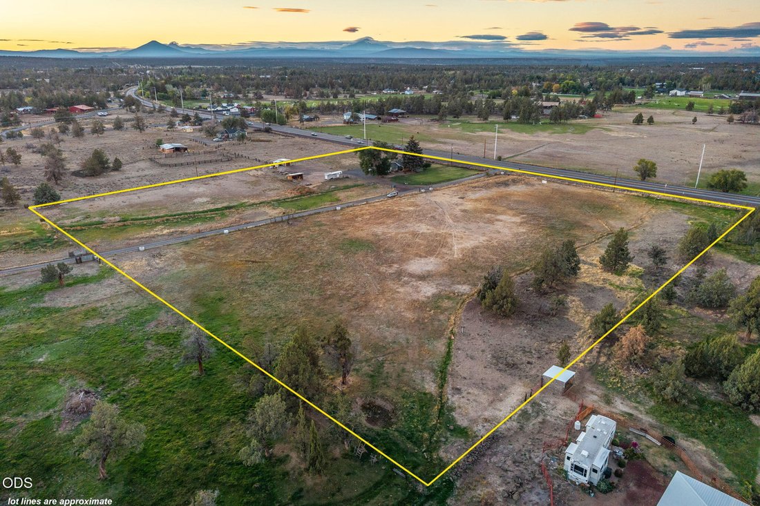 House in Redmond, Oregon, United States 1 - 19026847