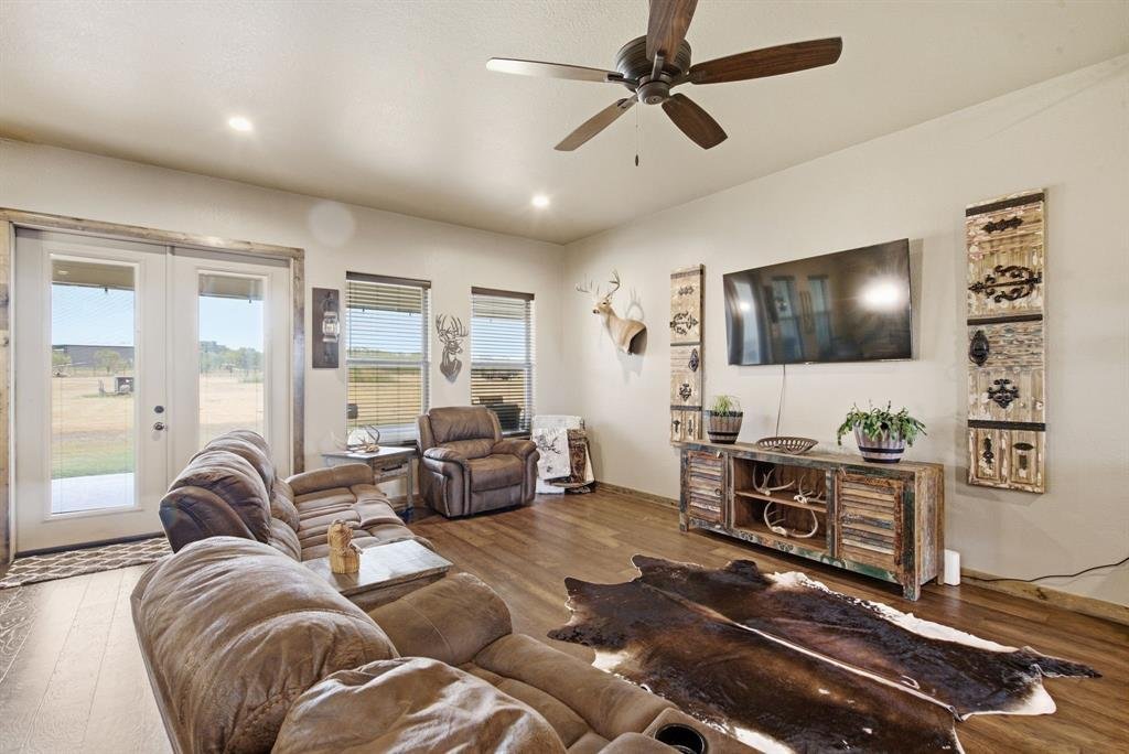 House in Weatherford, Texas, United States 5 - 19029452