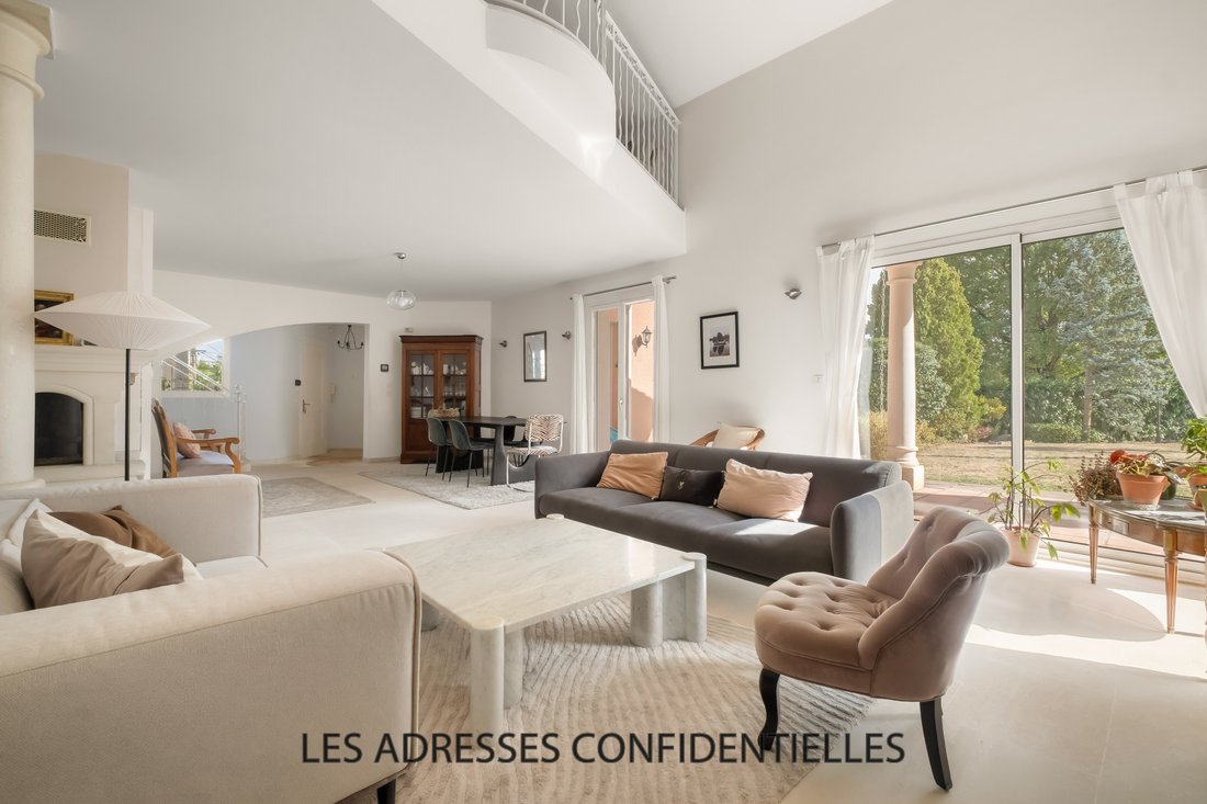 House in Champagne-au-Mont-d'Or, Auvergne-Rhône-Alpes, France 5 - 19024466