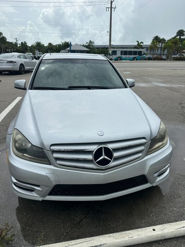 Sedan in Stuart, FL, United States 4 - 19025821
