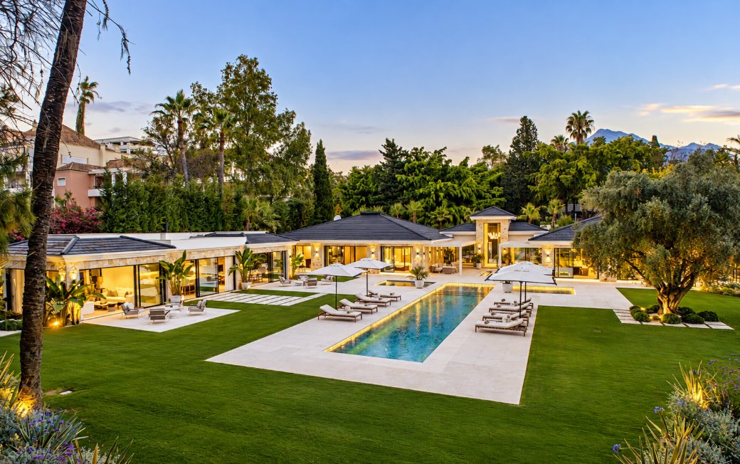 Villa in Marbella, Andalusia, Spain 1 - 18163480