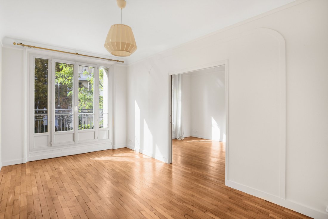 Apartment in Auteuil Sud, Paris 16e Arrondissement, Paris 3 - 19033643