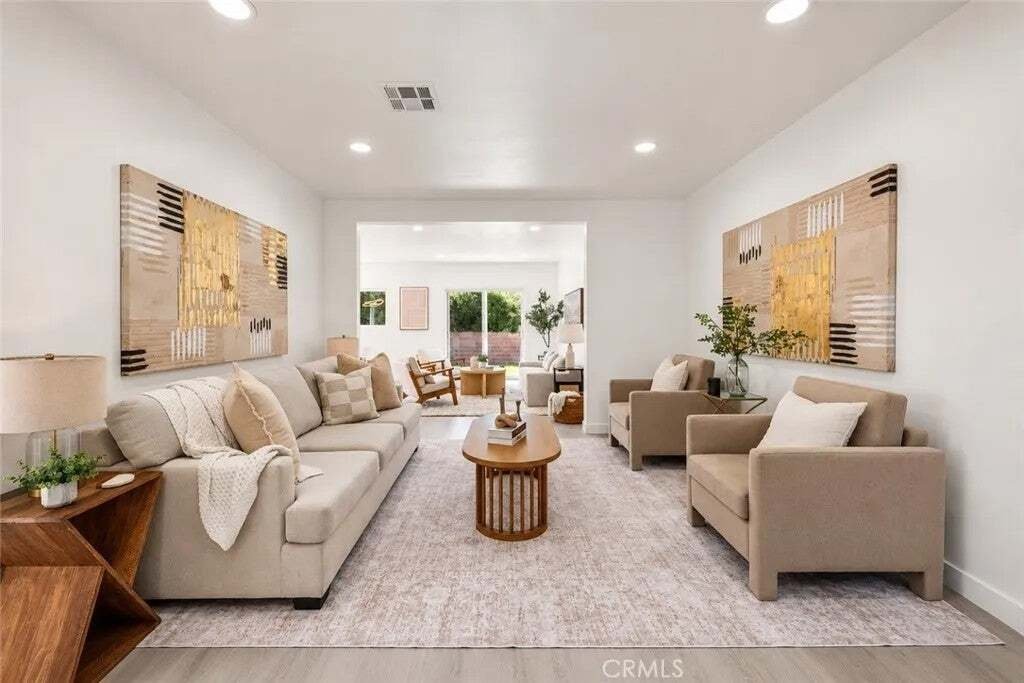 Condo in Glendale, California, United States 2 - 19032509