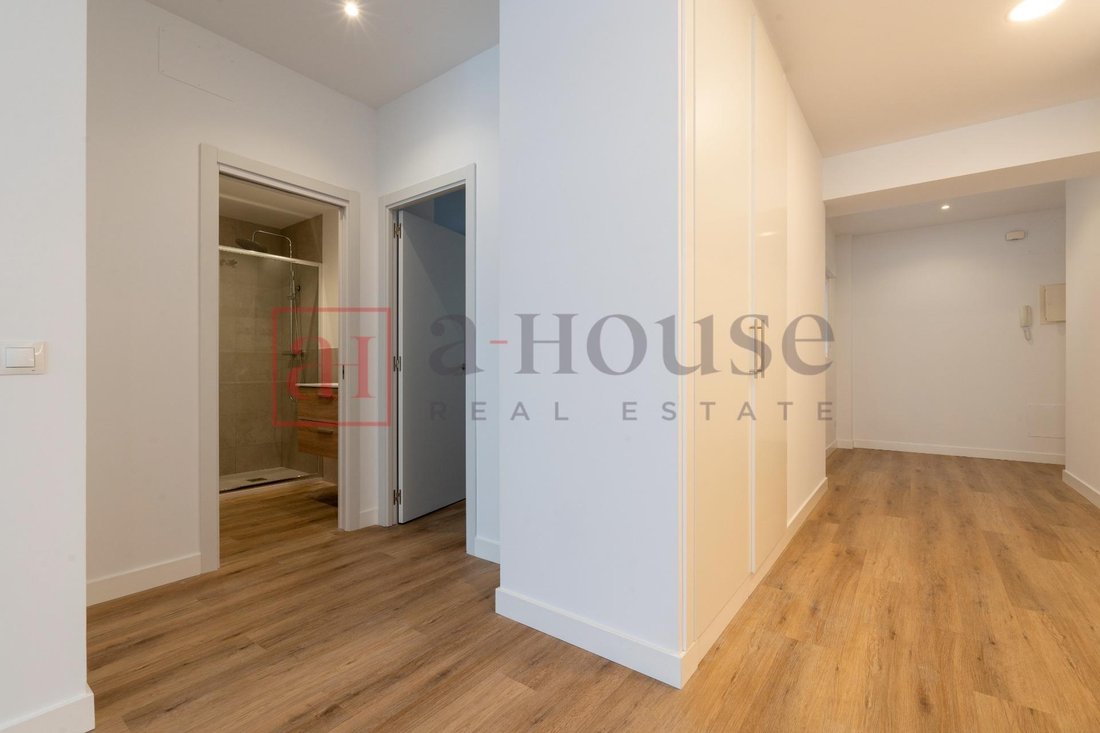 Apartment in Chamberi, Madrid, Spain 4 - 19021338
