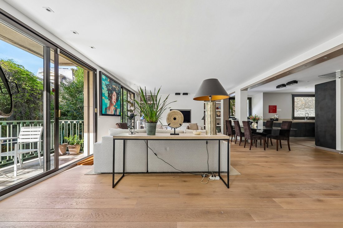 Apartment in Bois de Boulogne, Paris 16e Arrondissement, Paris 2 - 19028165