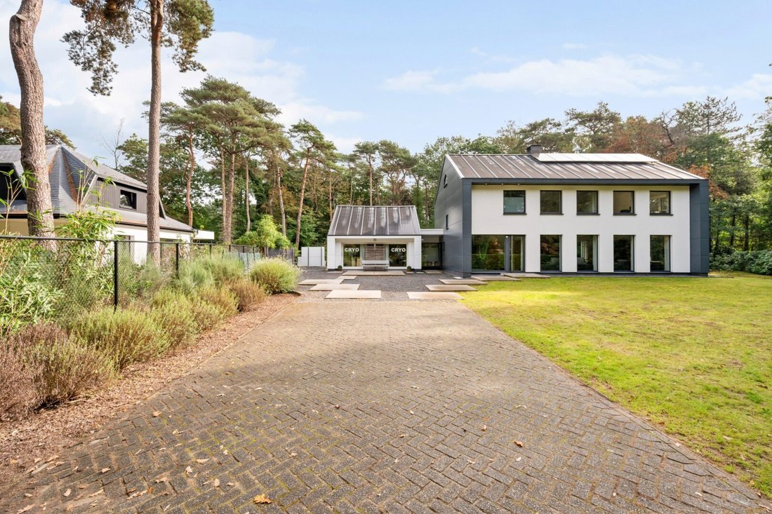Villa in Schilde, Flanders, Belgium 4 - 19028414